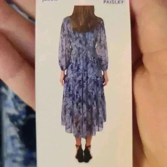 Printed Maxi Dress - Picture 4 of 7